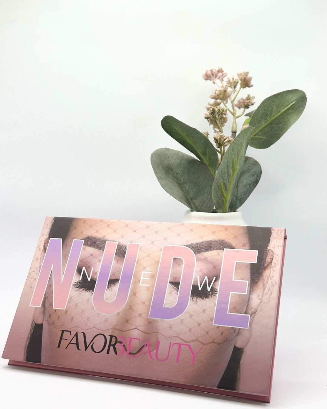 Nude Eye Shadow Kit