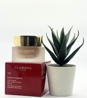 Clarins Anti Ageing Foundation foundation SPF 15
