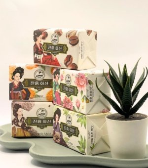 Loyal Star Scrub Soap
