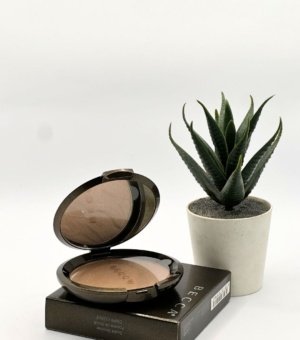 becca bronzer